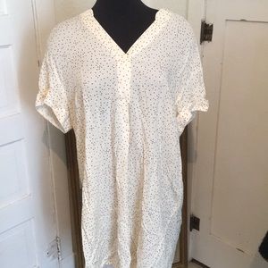 Flowy mid modern summer dress